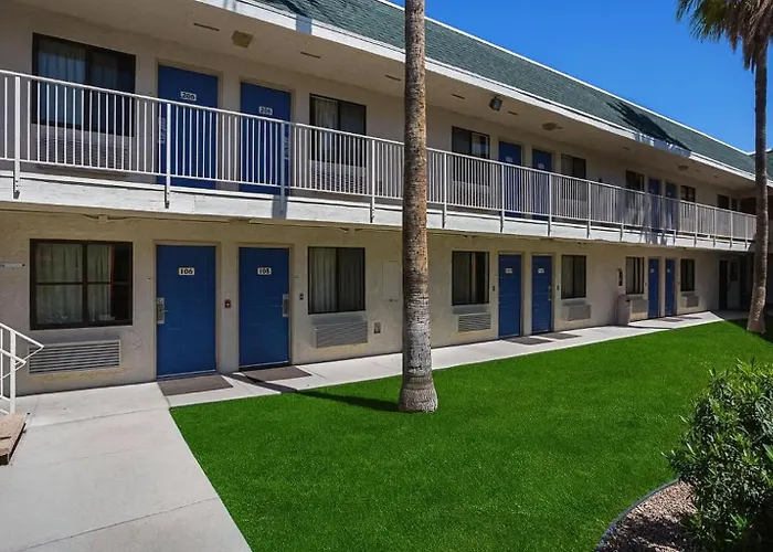 6-yuma, Az - East 3* Yuma