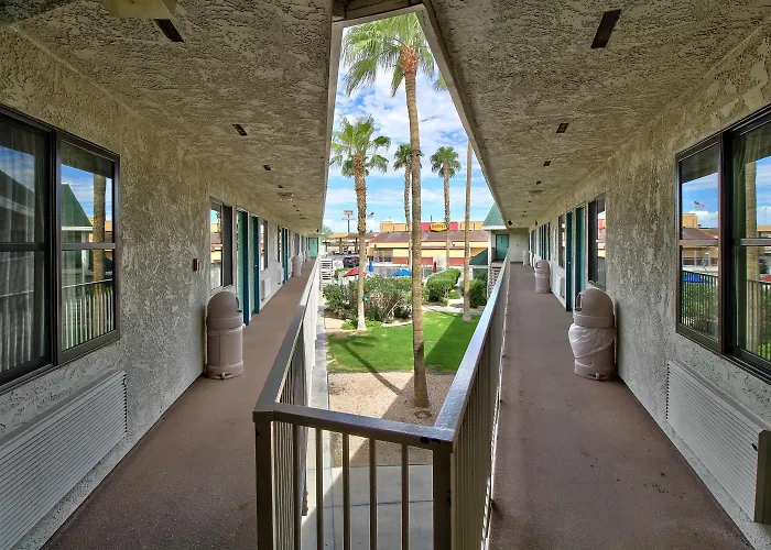 6-yuma, Az - East Hotel 3*