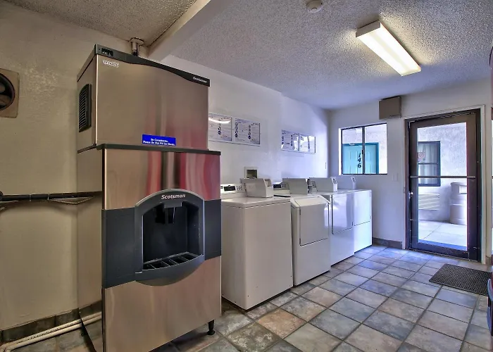 6-yuma, Az - East Hotel